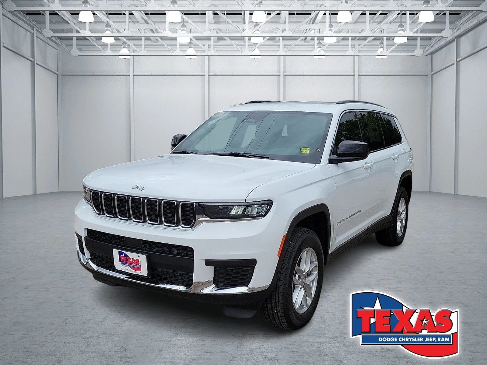 New 2026 PW7 Bright Whit Jeep L LAREDO 4X4 image 1