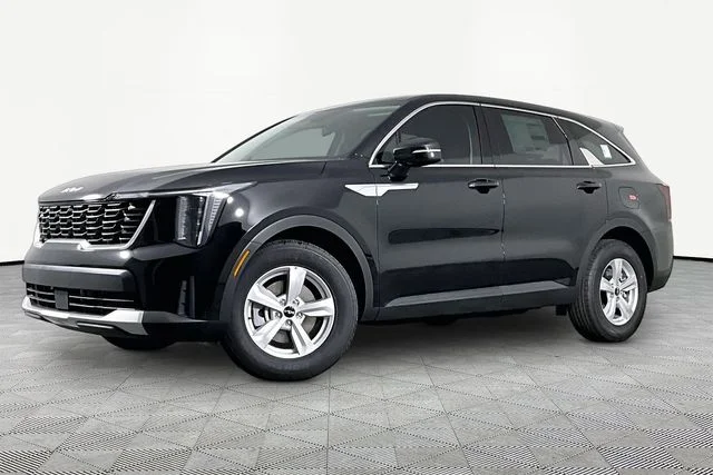 2026 Kia Sorento LX AT's photo