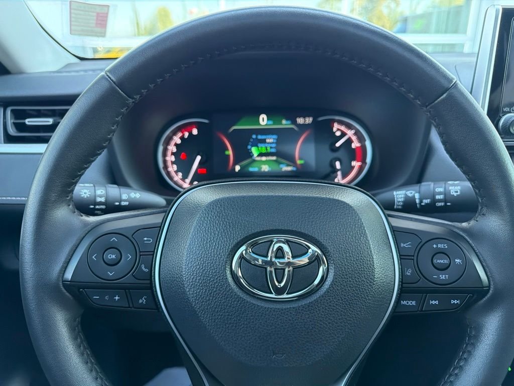 Used 2024 Black Toyota XLE Premium image 11
