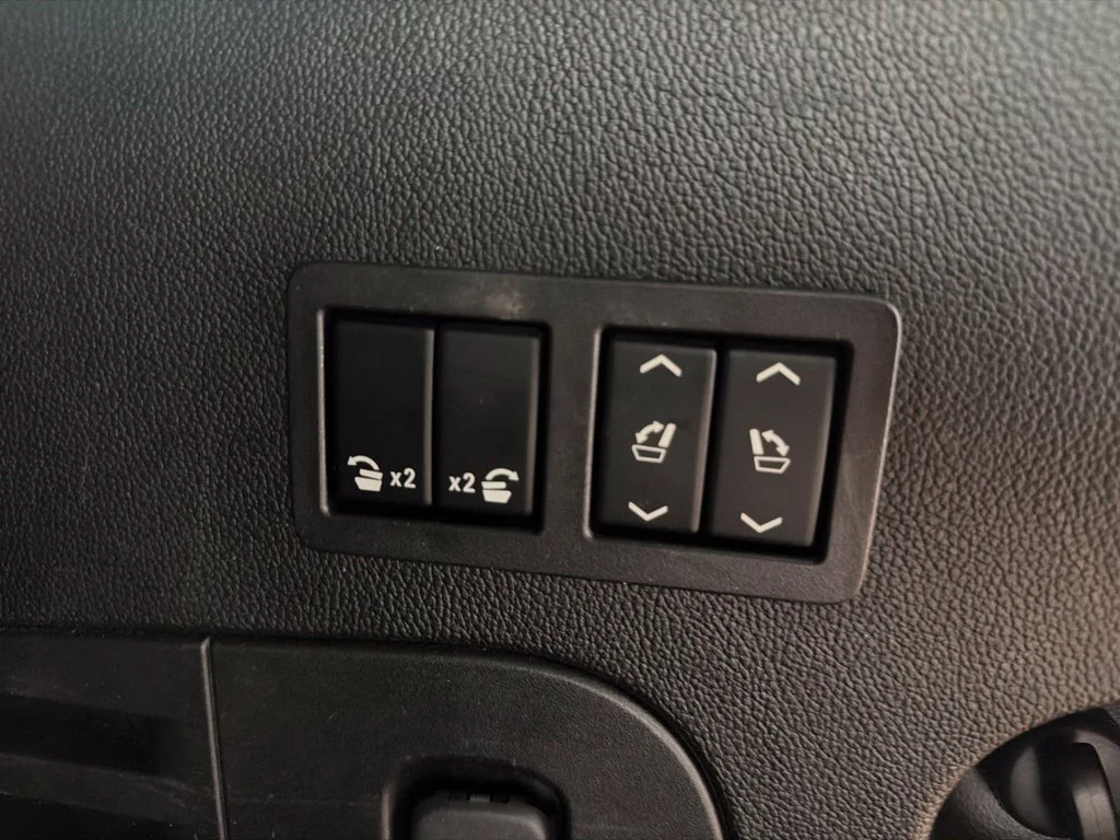Used 2018 Black Chevrolet LT image 15