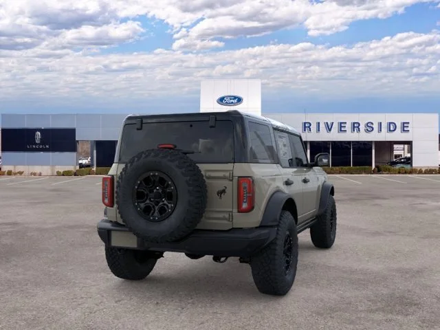 New 2026 Desert Sand Ford Badlands® image 8