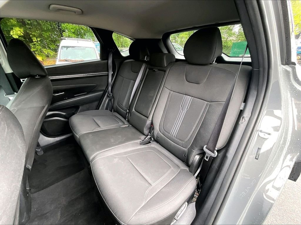 Used 2024 Hampton Gray Hyundai SEL image 15