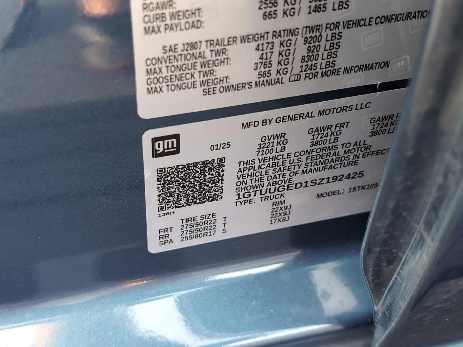 Used 2025 Downpour Metallic GMC Denali image 12