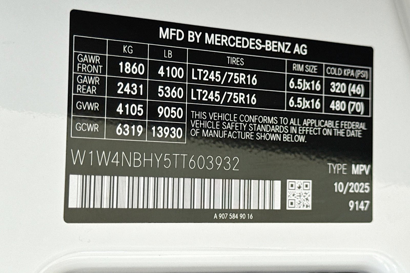 New 2026 Arctic White Mercedes-Benz  image 27