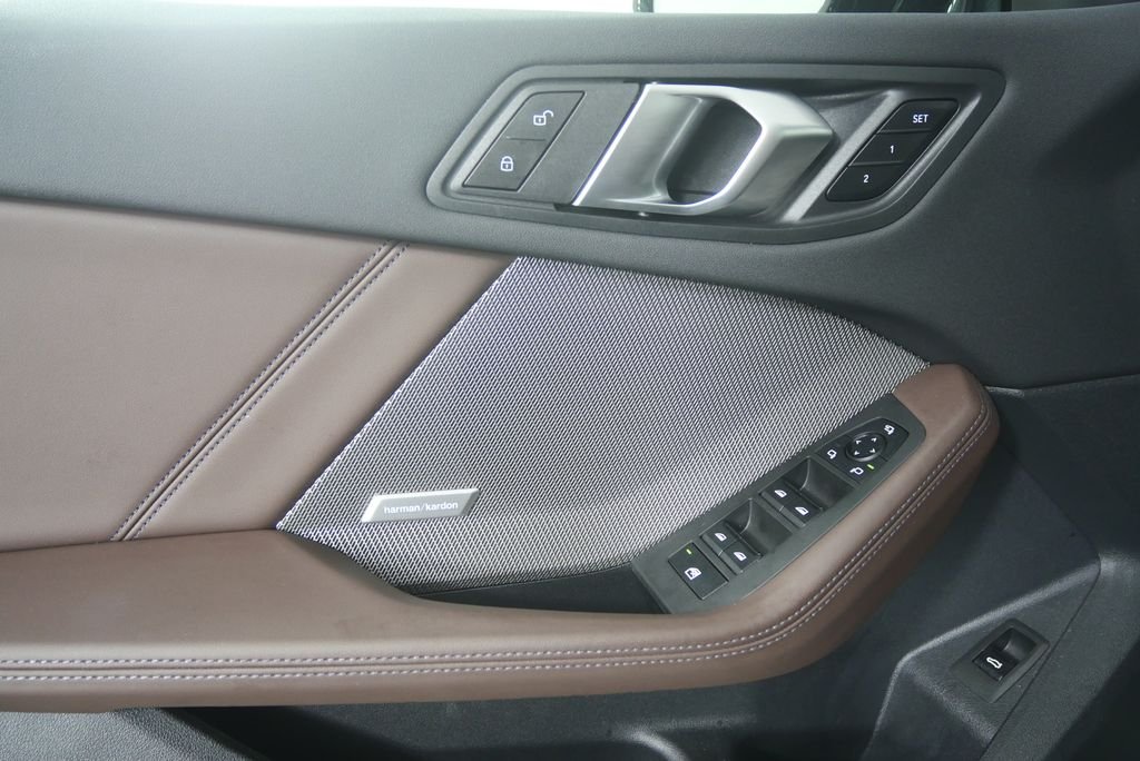 2025 BMW 2 Series M235 - Photo 8