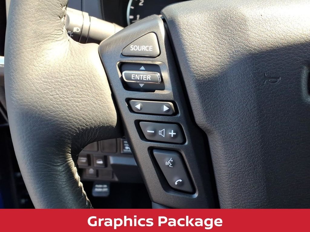 Used 2025 Bluestone Pearl Nissan SL v6 w/LEATHER, SUNROOF & FENDER AUDIO image 18