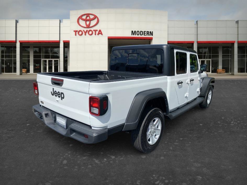 Used 2023 Bright White Clearcoat Jeep Sport S image 5