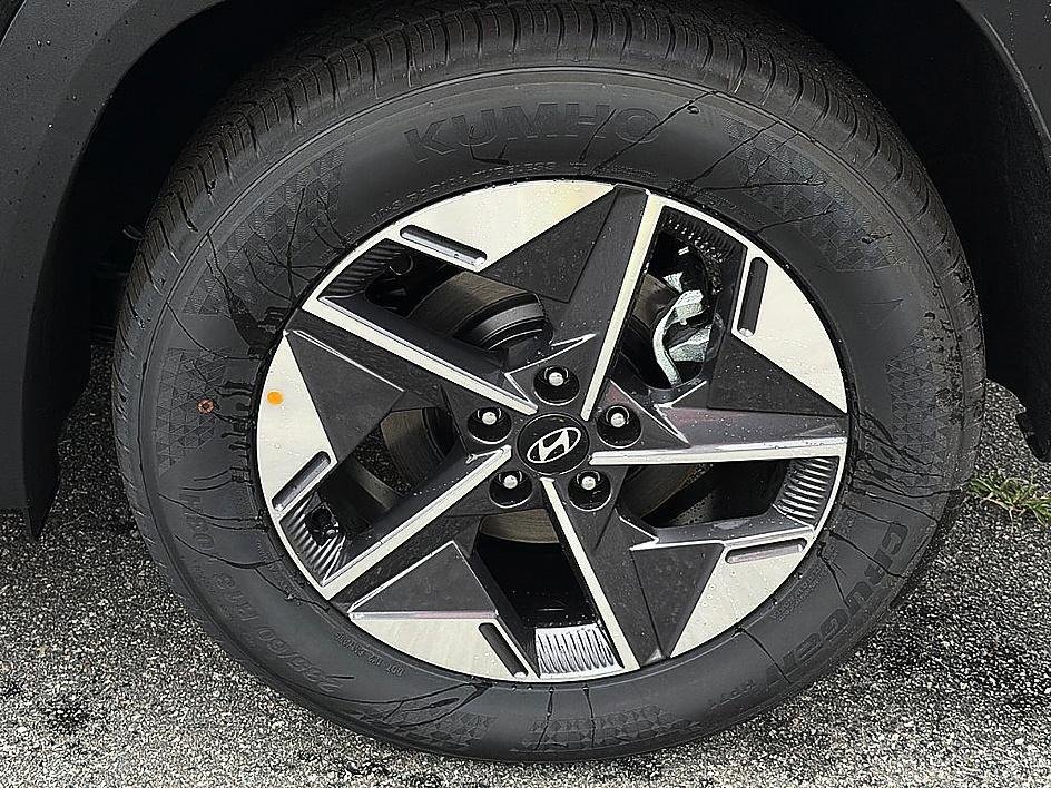New 2026 Phantom Black Hyundai SEL FWD image 20
