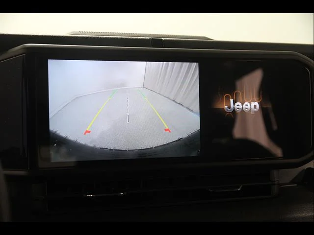 2025 Jeep Wrangler 4-Door Willys - Photo 12