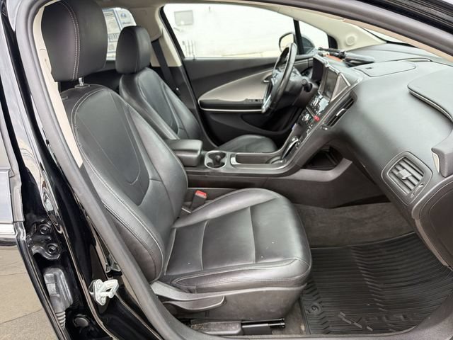 Used 2013 BLACK Chevrolet PREM image 25