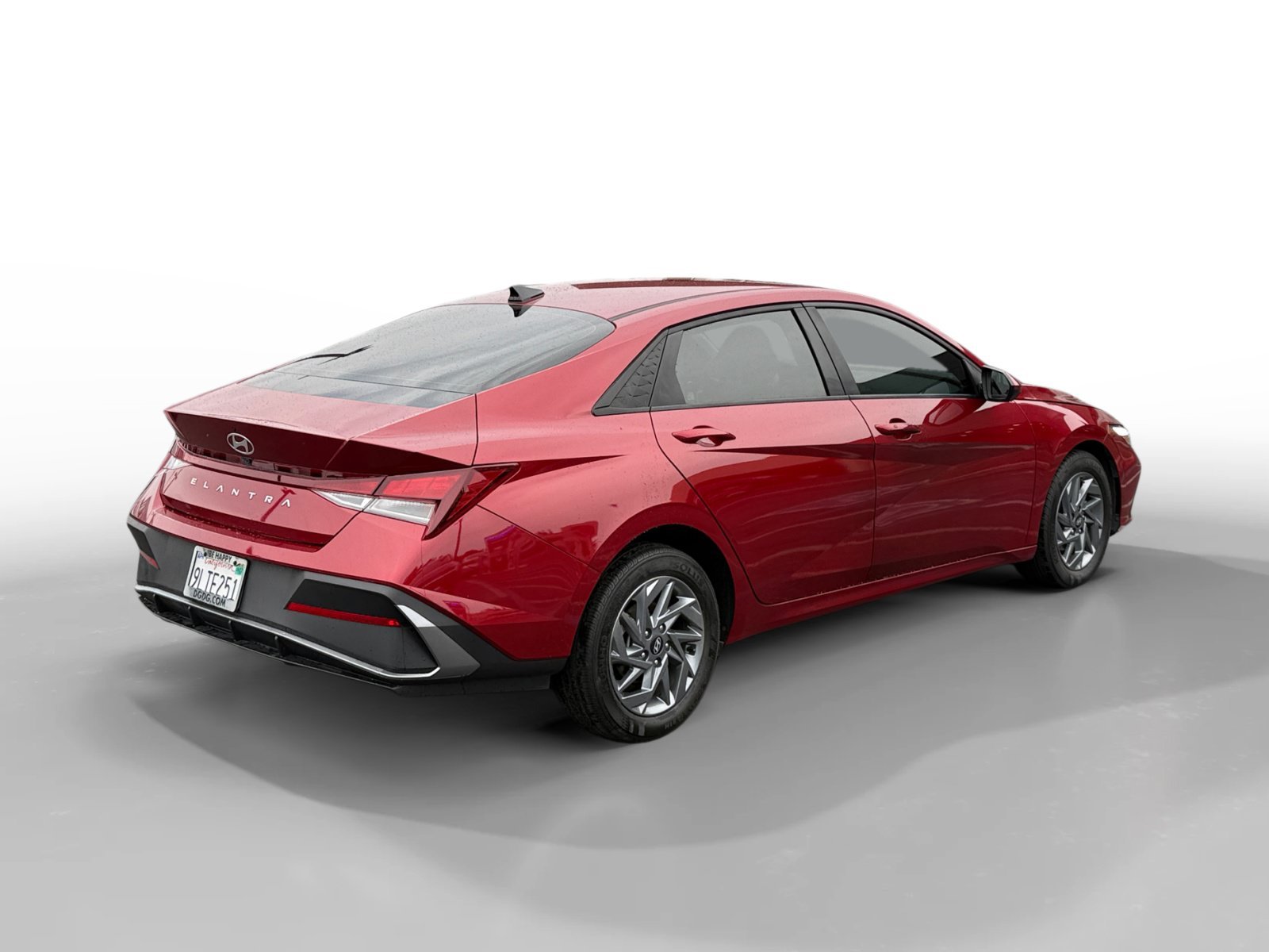 Certified Used 2024 Red Hyundai SEL image 5