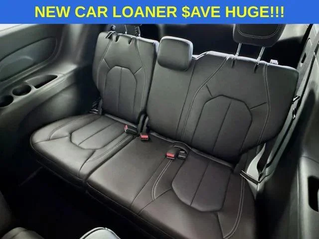 2026 Chrysler Pacifica Select - Photo 27