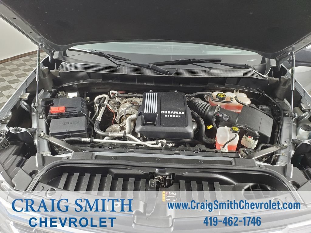 Used 2024 Sterling Gray Metallic Chevrolet LT image 9