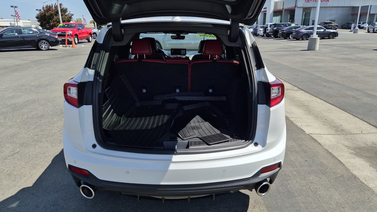Used 2024 White Acura w/A-Spec Package image 11