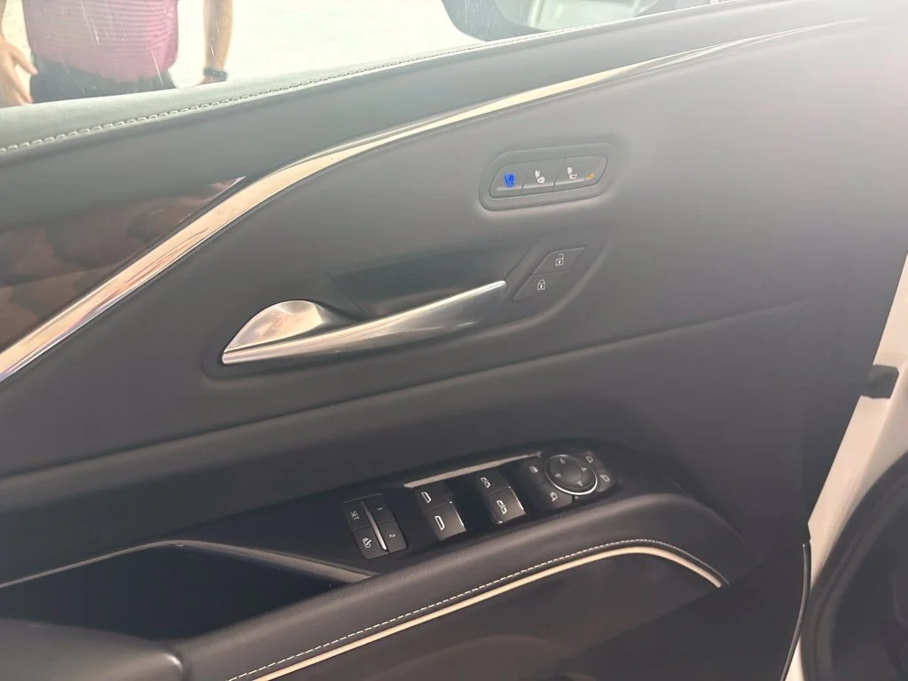 Used 2023 White Cadillac Premium Luxury Platinum image 14