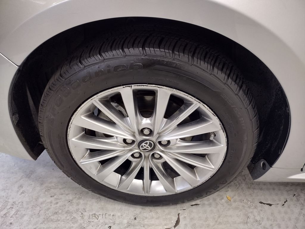 Used 2018 Silver Toyota Limited image 6