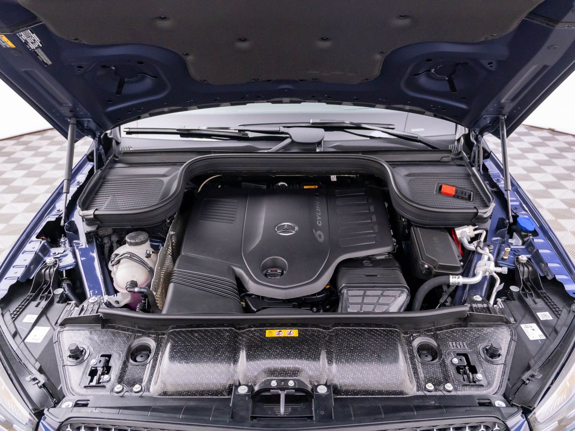 New 2026 Twilight Blue Metallic Mercedes-Benz GLE 450 image 32