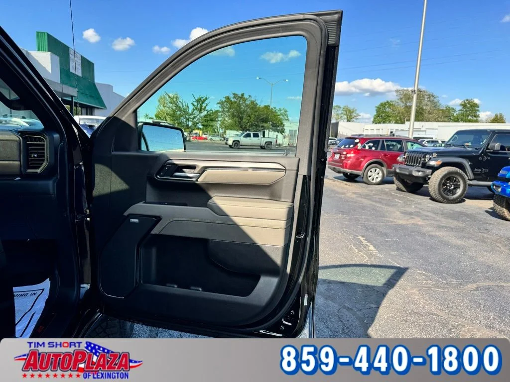 Used 2025 Black Chevrolet ZR2 image 59