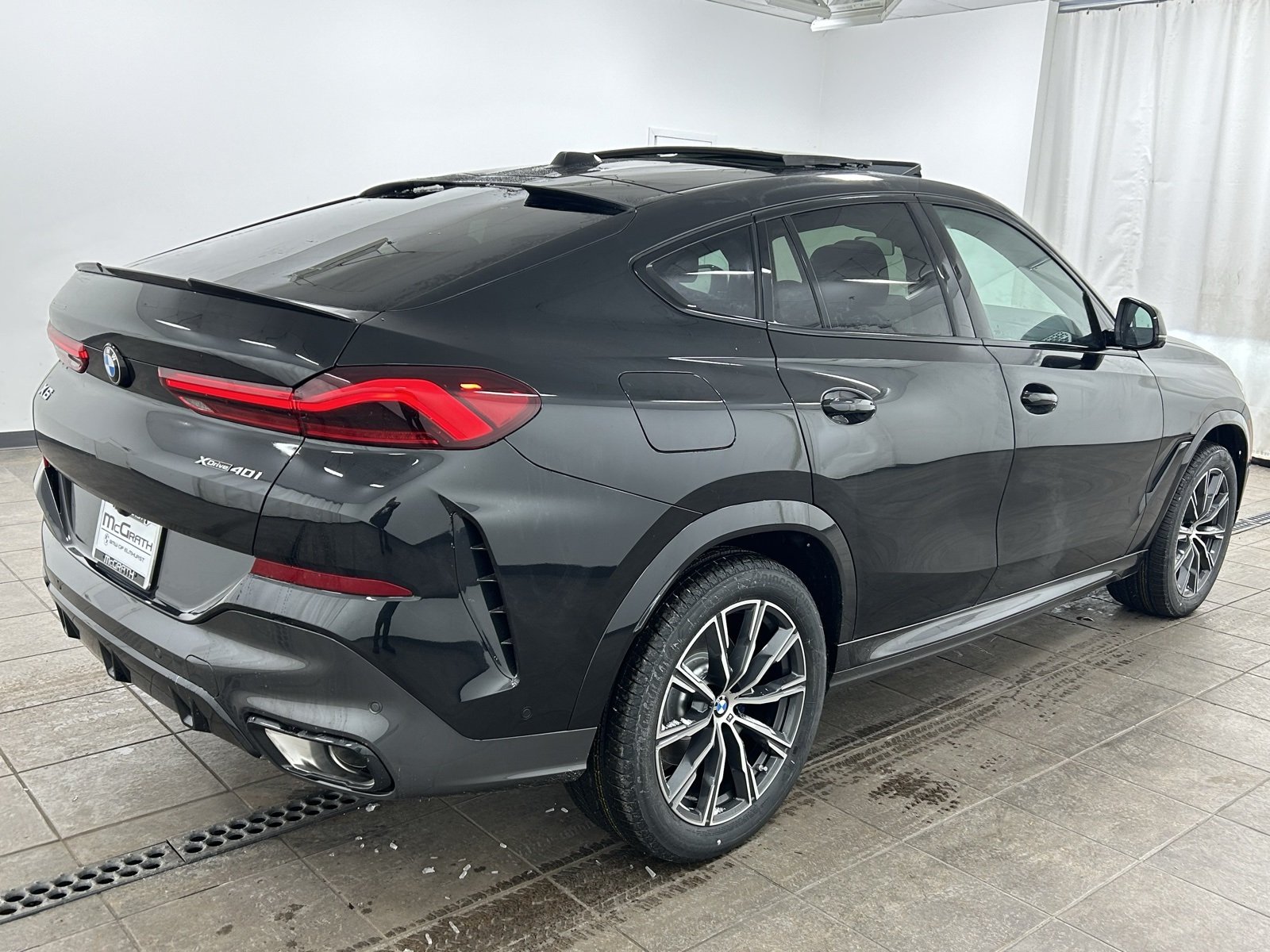 2026 BMW X6 40i