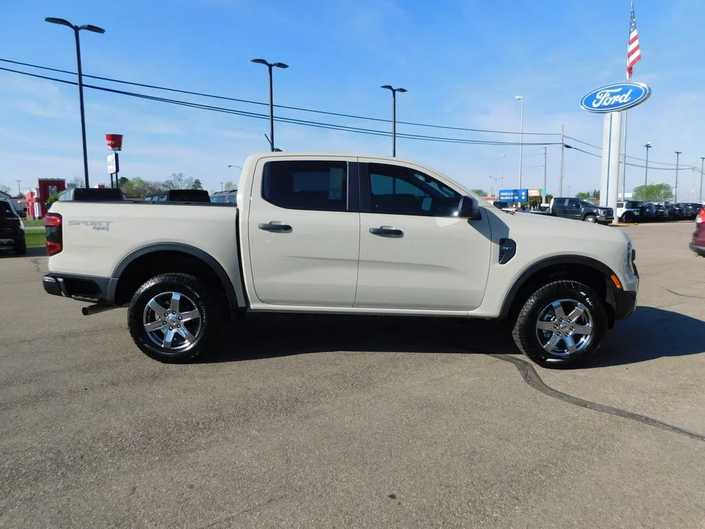 New 2026 Beige Ford XLT image 2