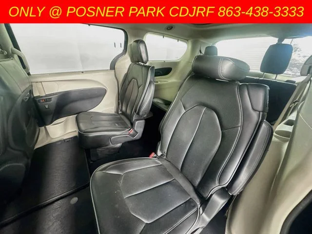 Used 2020 Gray Chrysler Limited image 23