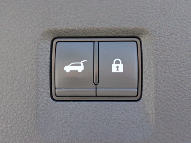 Used 2024 Black INFINITI LUXE image 13