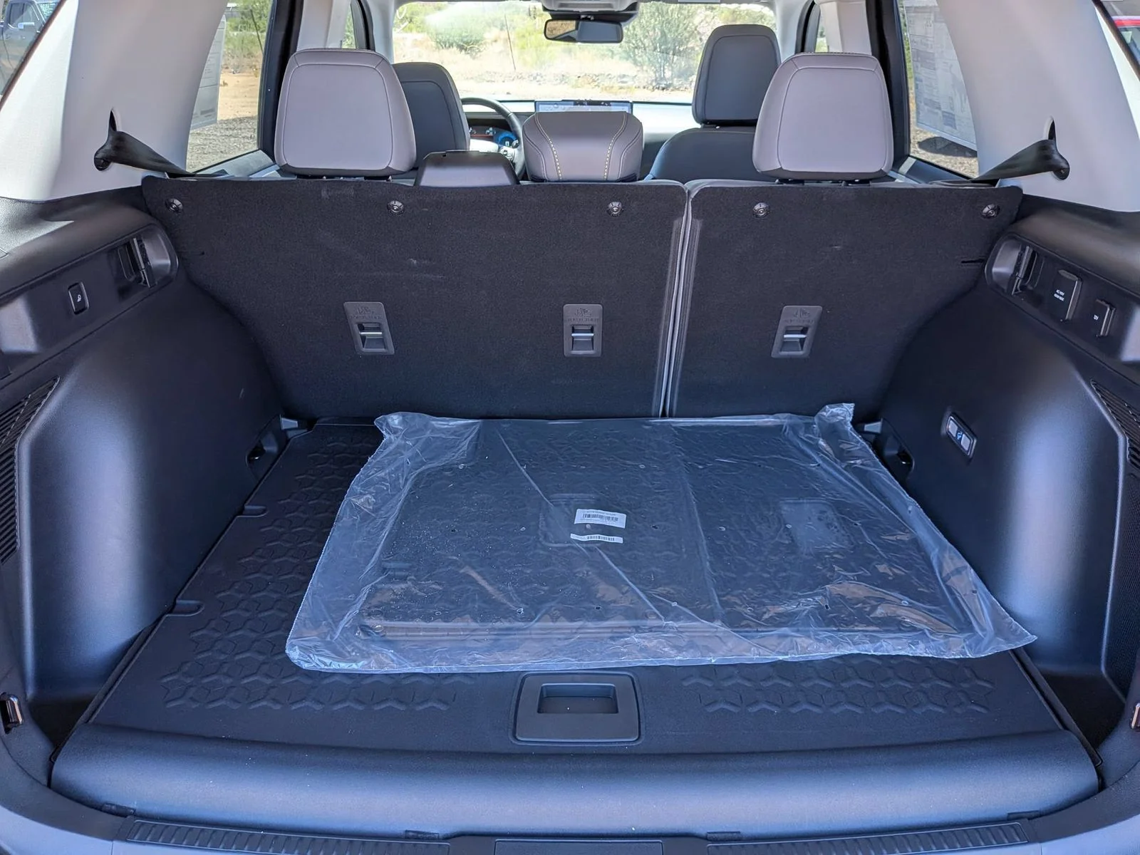New 2026 Azure Gray Metallic Tri-Coat Ford Badlands® image 6