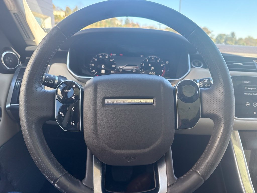 Used 2022 Fuji White Land Rover SE image 13