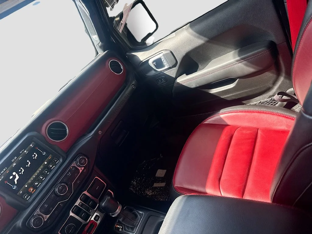 Used 2023 Black Jeep Rubicon 20th Anniversary Edition 4xe image 25