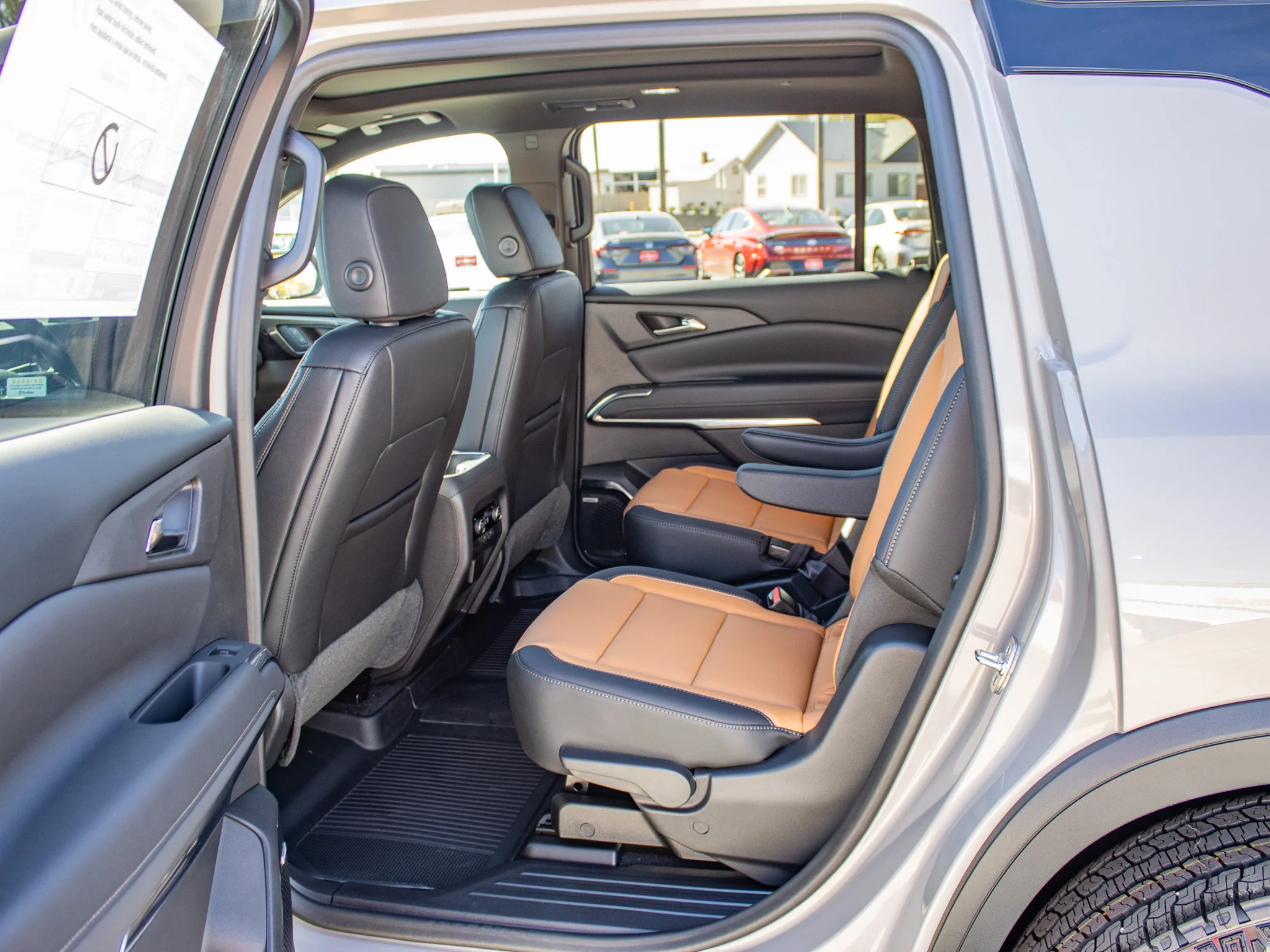 2027 Chevrolet Traverse Z71 - Photo 15