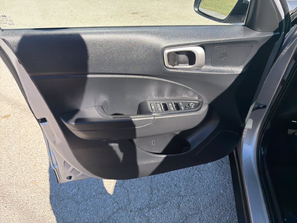 Used 2025 Silver Hyundai SEL image 12