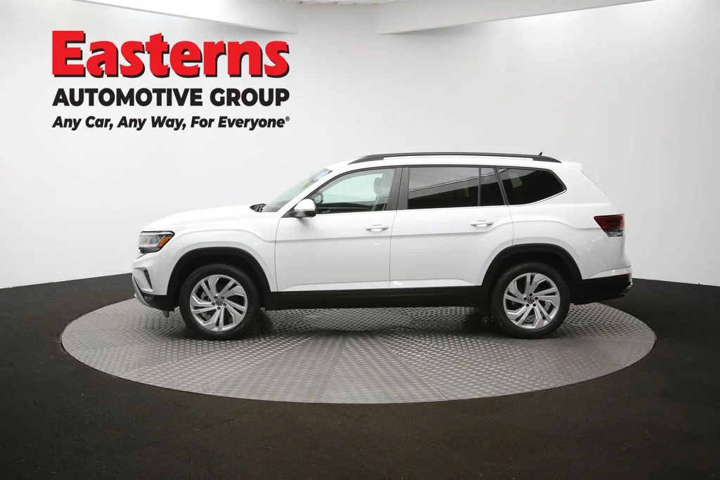 Used 2021 White Volkswagen 2.0T SE w/Technology image 62