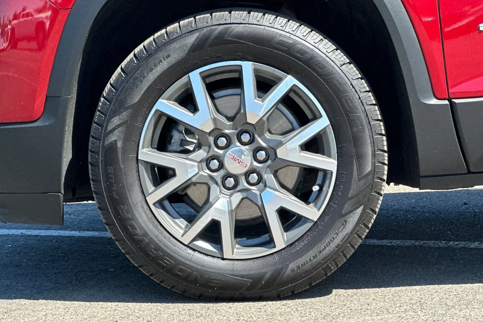 Used 2022 Red GMC SLE image 27