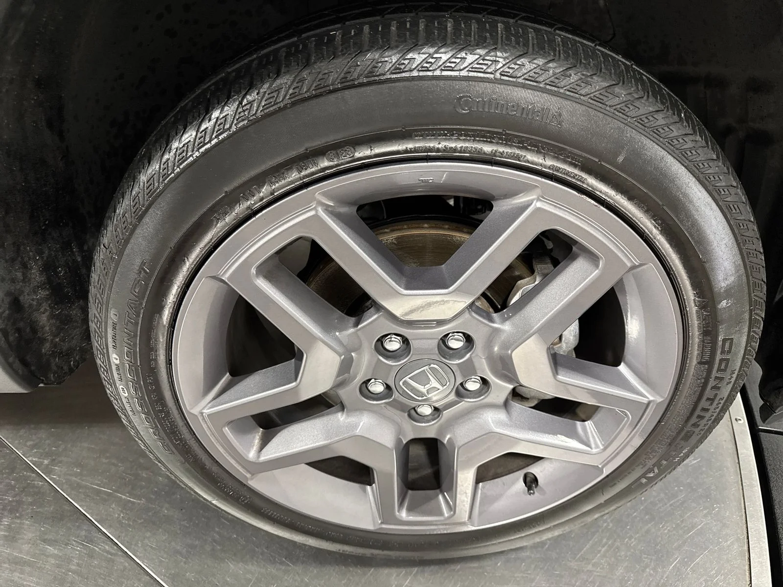 2023 Honda Passport EX-L - Photo 14