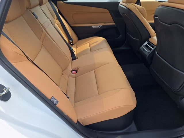 New 2026 Ultra White Lexus PREMIUM AWD image 32