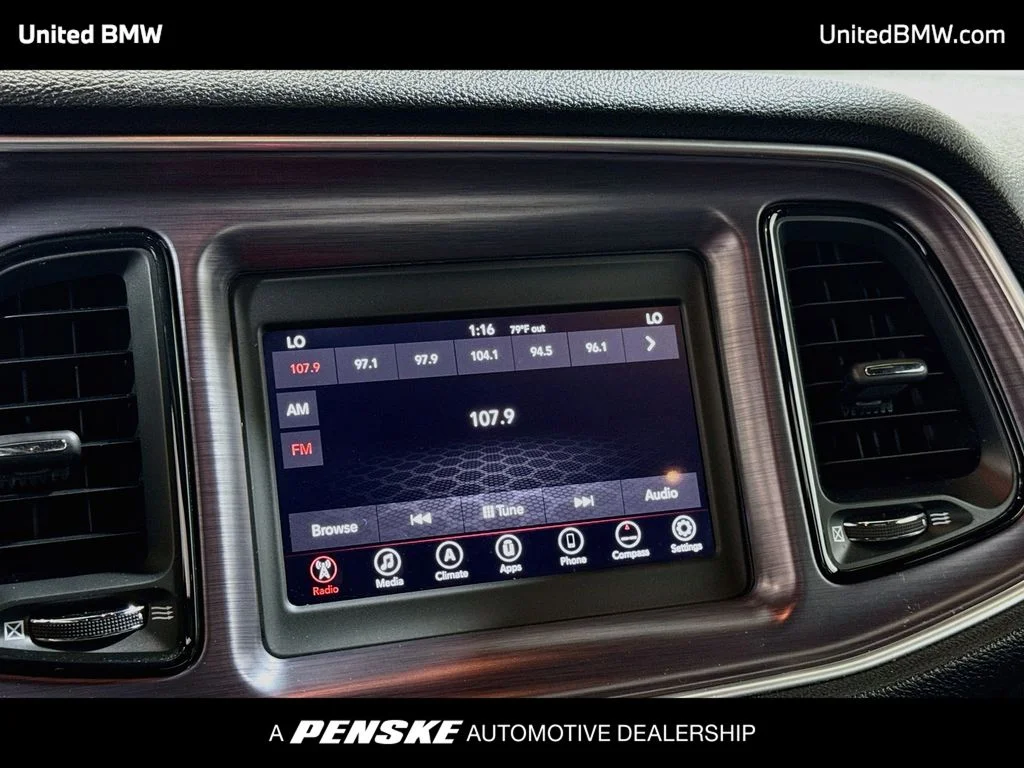 2018 Dodge Challenger SXT - Photo 8