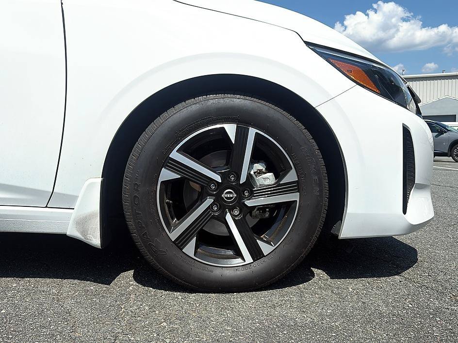 Used 2024 Fresh Powder Nissan SV image 17
