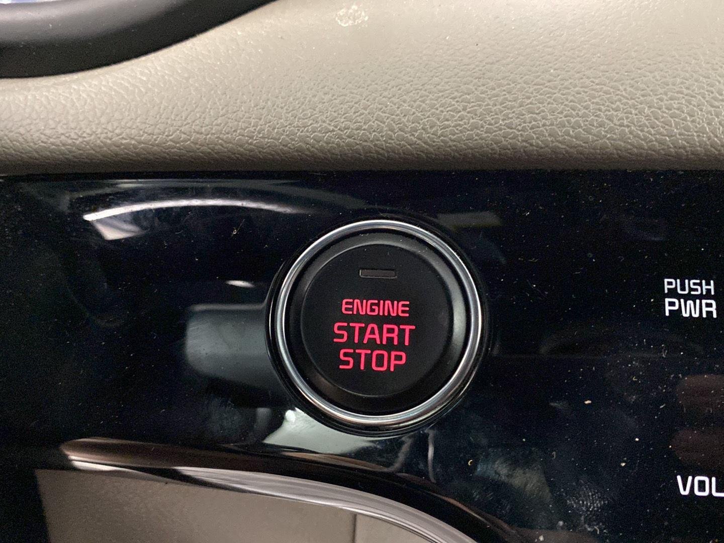 Used 2021 Hyper Red Kia SX Turbo image 17