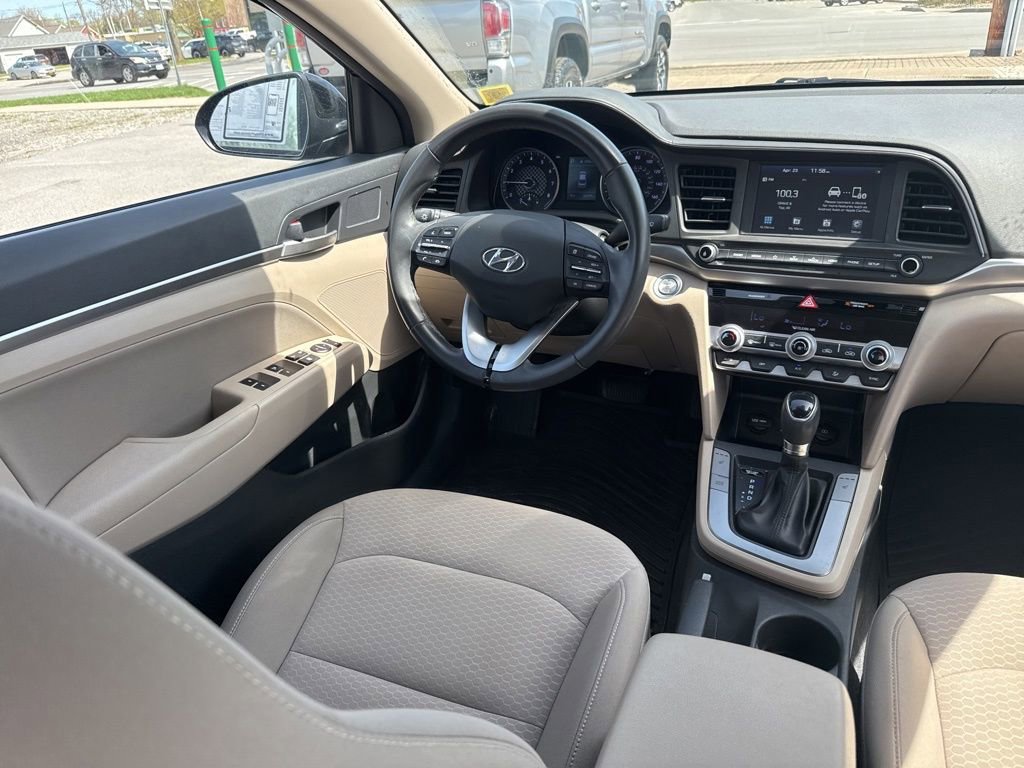 Used 2020 Phantom Black Hyundai Value Edition image 11