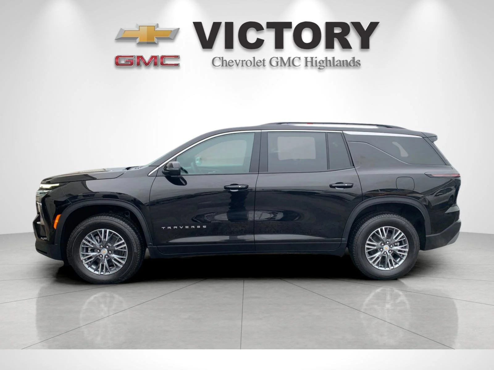 2027 Chevrolet Traverse LT - Photo 6