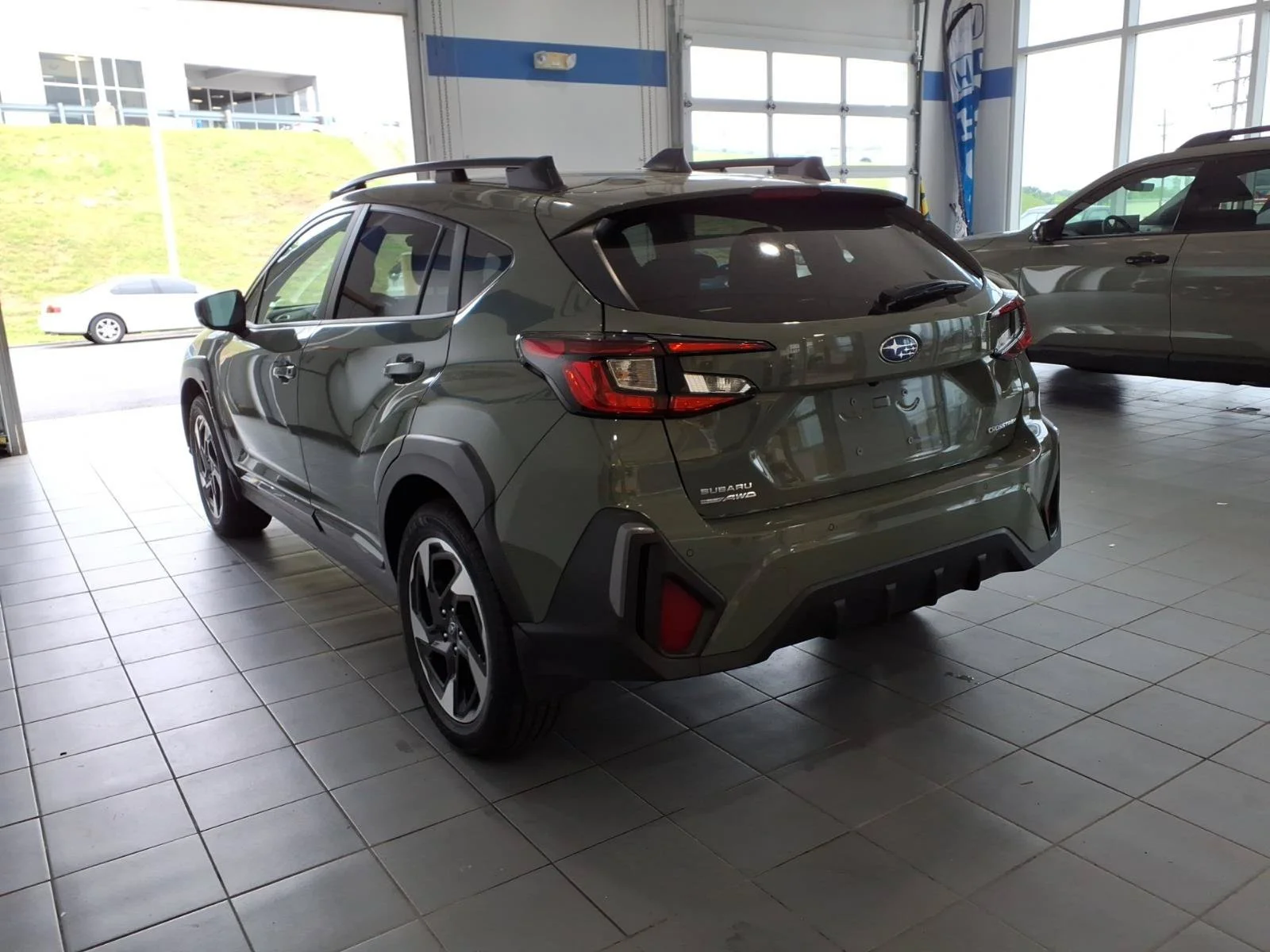 Used 2024 Alpine Green Subaru Limited image 7