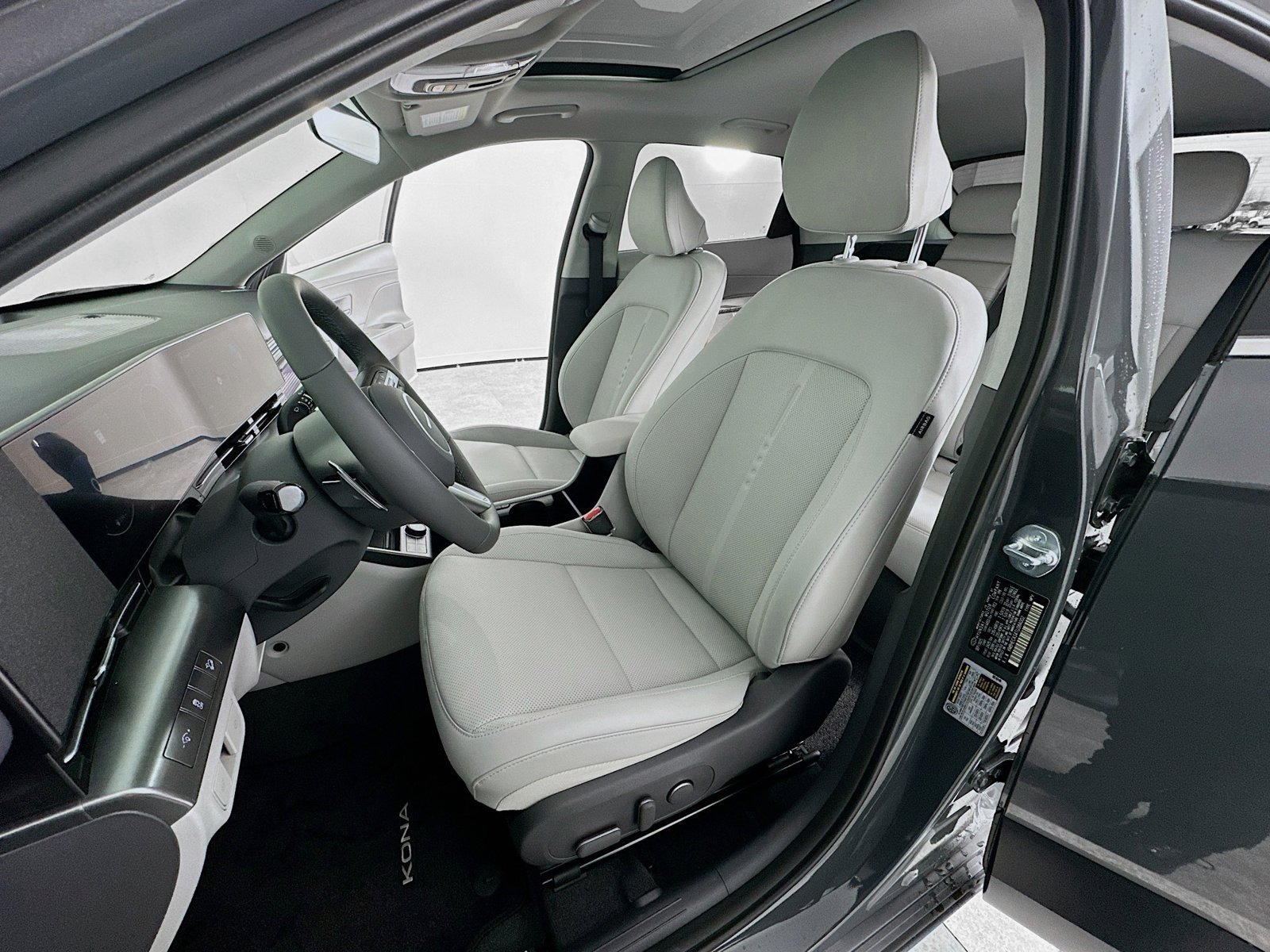 2026 Hyundai Kona Limited - Photo 29
