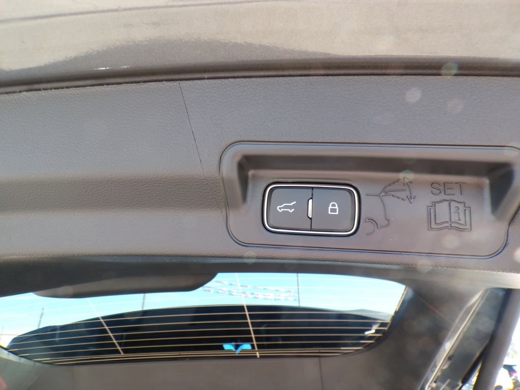 New 2026 Carbonized Gray Metallic Ford ST-Line image 10