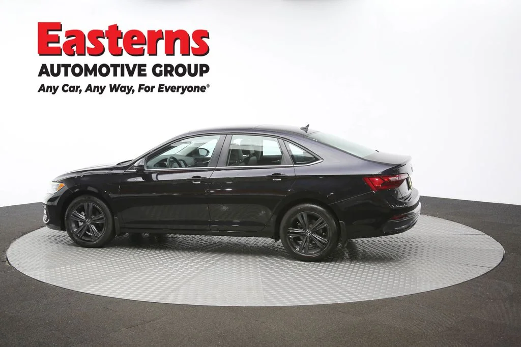 Used 2024 Black Volkswagen 1.5T SE image 58