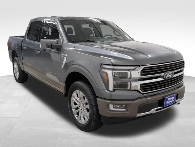 New 2026 Carbonized Gray Metallic Ford King Ranch® image 63
