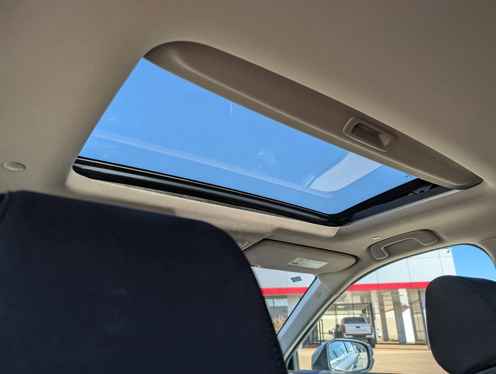 Used 2025 Urban Gray Pearl Honda EX image 28