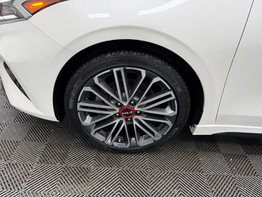 Used 2023 White Kia GT image 15