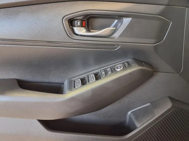 2025 Honda Accord LX - Photo 15