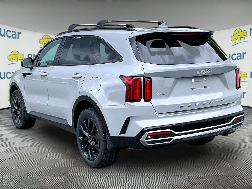 Used 2022 Wolf Gray Kia SX image 4