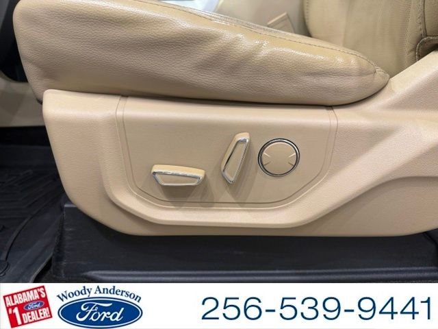 Used 2018 Oxford White Ford Lariat image 19